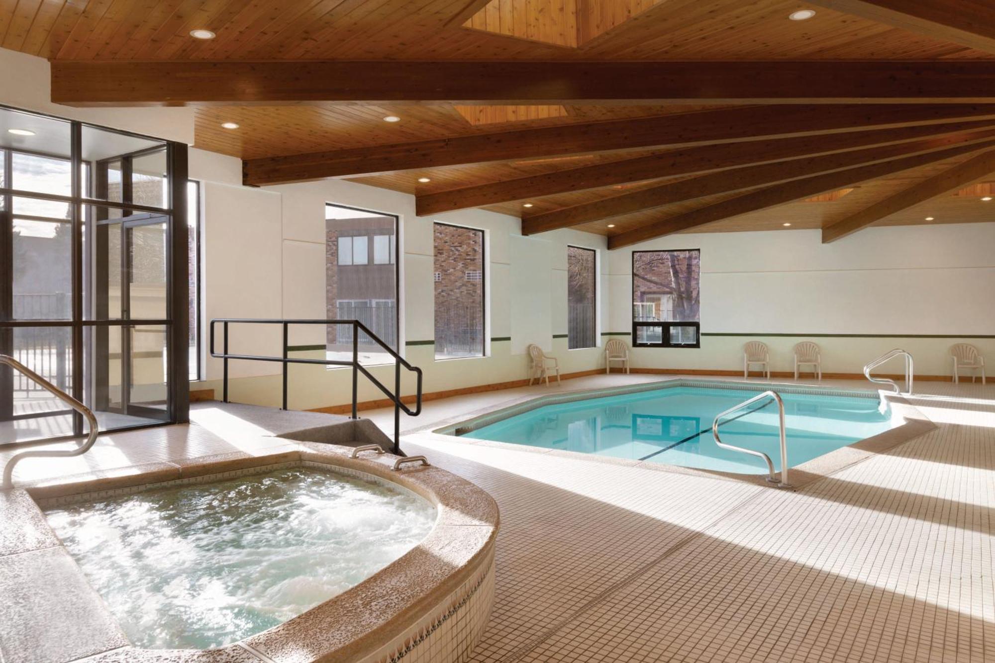 Delta Hotels By Marriott Helena Colonial Kültér fotó